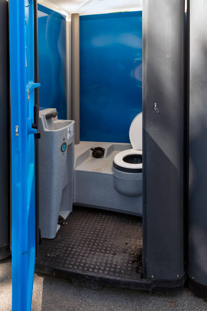 Best Portable bathroom rental  in Addison, TX